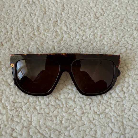 Stella McCartney 
SC 40030I-Y 52E sunglasses - Picture 6 of 6